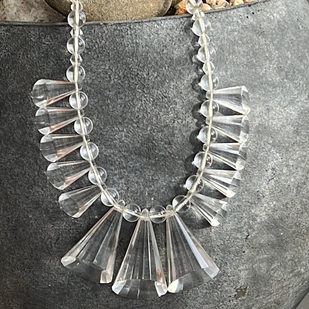 Cadoro Crystal Necklace